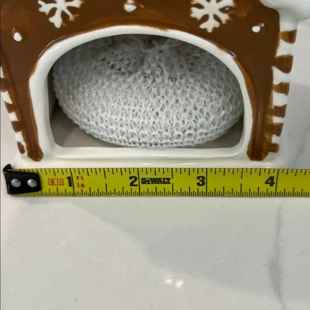Cute.🫚House Sponge Holder